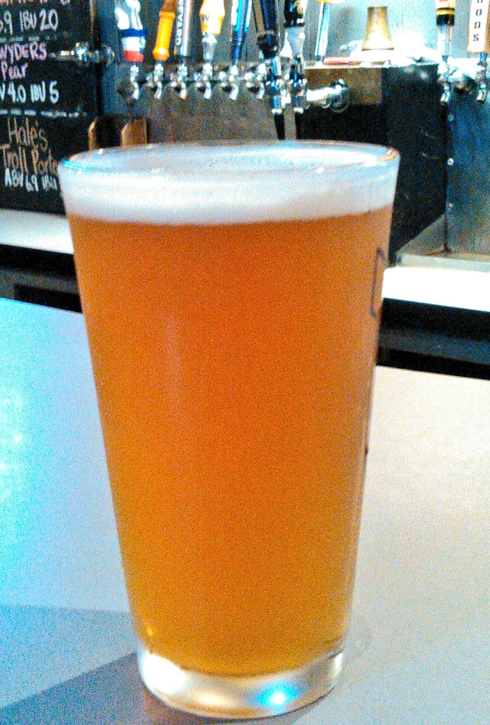 ChrisOnSports's tweet photo. @IanKJRFOX @GeorgetownBeer @HilinskisHope @JmoFoundation_ @AveryStrongDIPG Good Work By A Good Coug

These are 3 nonprofits that merit our support.

Stop by for a pint or grab a growler to take home. Heck, do both.

Wish I could make it. 
Cheers 🍺

#MayorIPA l #Georgetown 

📷 A Manny's Pale Ale always hits the spot. Been too long. Need to remedy that. https://t.co/uYWpW8jspe