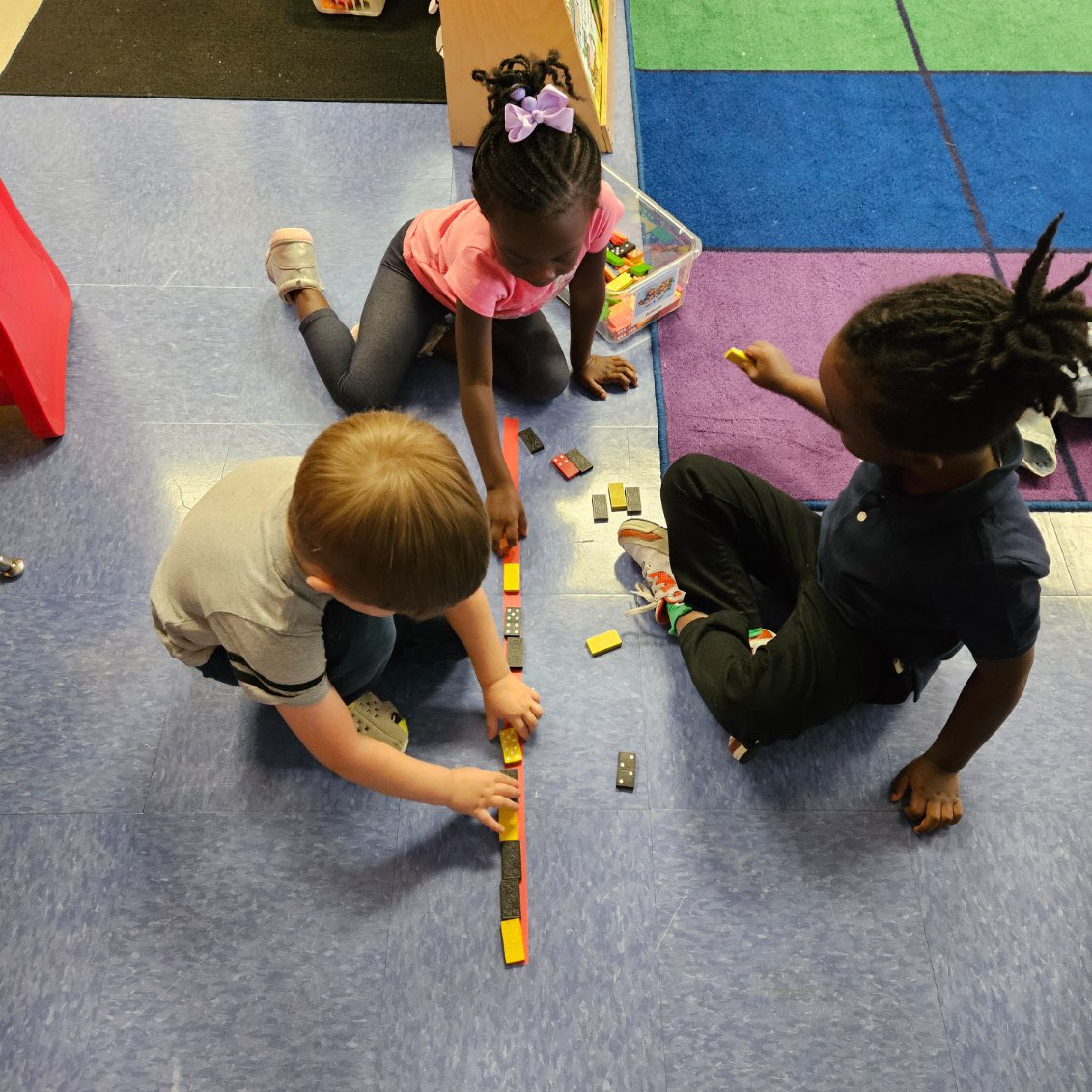 Minor_Community's tweet photo. Mrs. Hines’s PreK Class worked on nonstandard measurement this week! 🍎📏 @JEFCOED https://t.co/G6pxajw06G