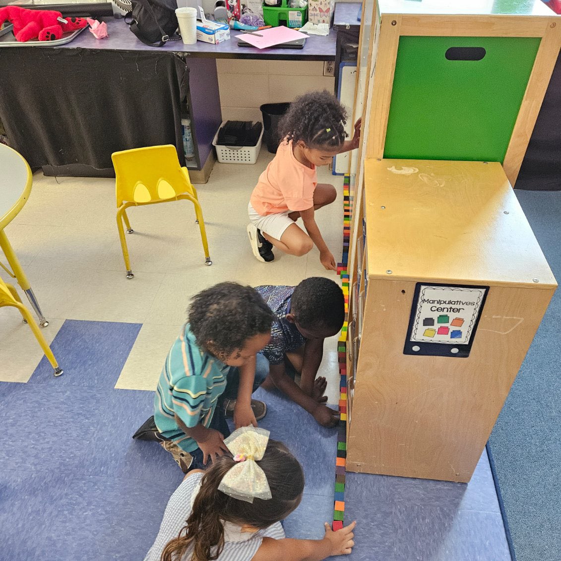 Minor_Community's tweet photo. Mrs. Hines’s PreK Class worked on nonstandard measurement this week! 🍎📏 @JEFCOED https://t.co/G6pxajw06G