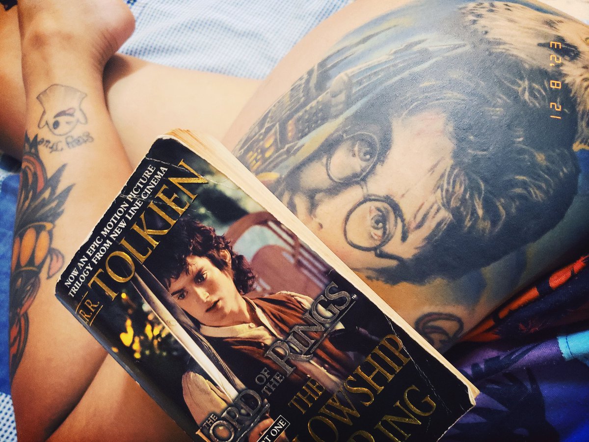 Inkitty93's tweet image. My precious 💍