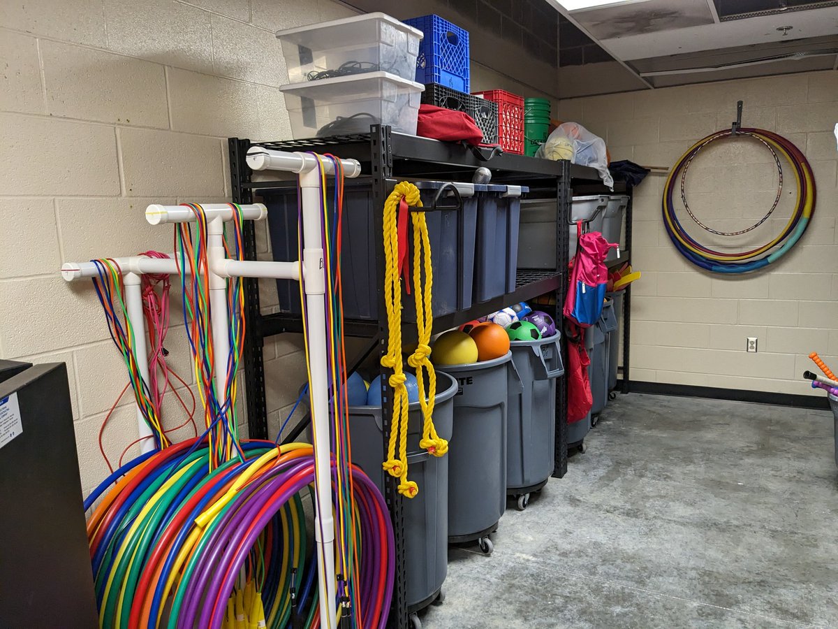 CoachMosh's tweet photo. Check out the process to our new Barry P.E. storage closet system! Special guest appearance by @DollDevin!
#pcr3proud #PhysEd #BeBarry https://t.co/gJKJq1NRA3