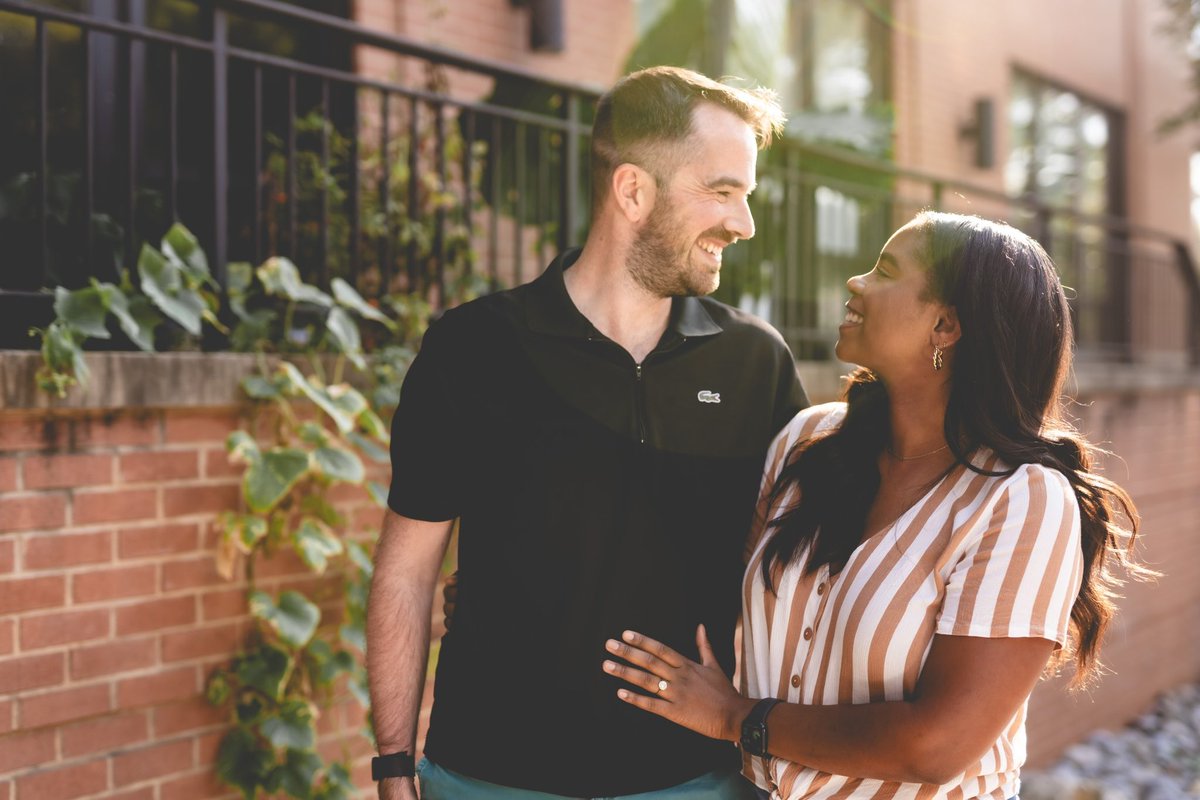 Breaking news: WE’RE ENGAGED 💍🤍