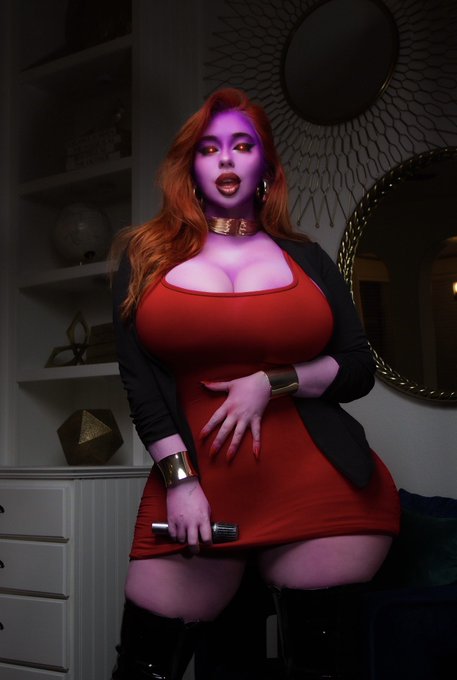 Mommy Mearest from Friday Night Funkin&rsquo; 💜 body paint done by the amazing @MyPetMonsterGrl  💦Live on Twitch