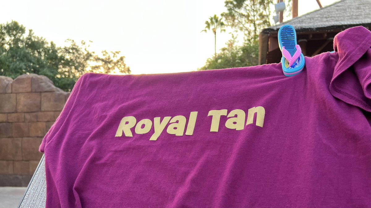 Royal__Tan's tweet photo. Topping up the Tan. Loads of new tracks done and looking forward to getting them out there soon. Nearly 16k streams from the songs on Tan Lines so hopefully build on that with the new ones. #royaltan #tanlines #music #usa https://t.co/DMJwSP09qz