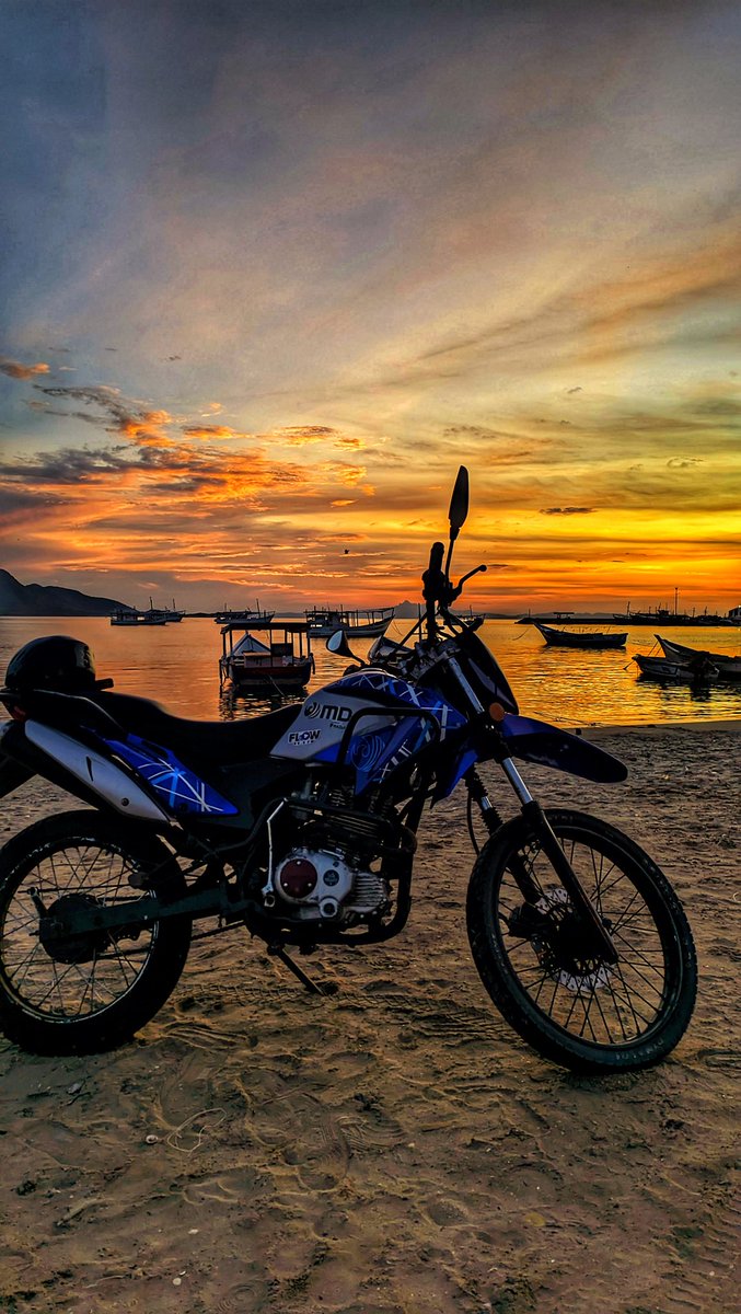 ericflugo's tweet photo. Así despido mi #Viernes #Cazando Atardecer en #Juangriego #IslaDeMargarita #Venezuela https://t.co/gGihxsm9jl
