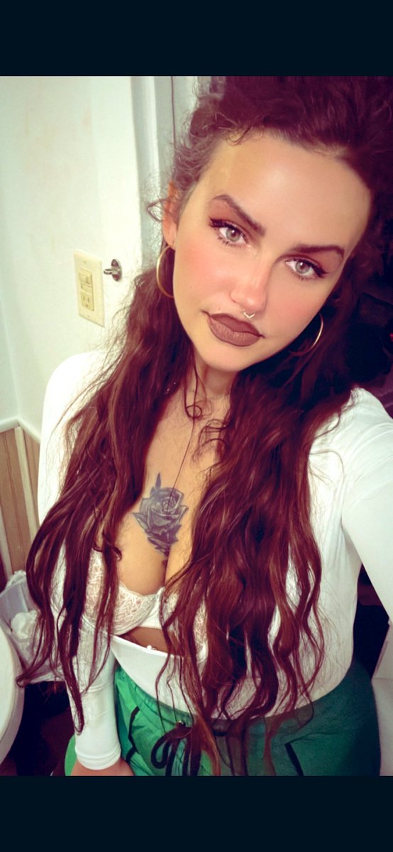 bilingualkitty's tweet photo. Why is there so many fake broke subs on here lately?  It’s pathetic! Paypigs cashcows findom femdom https://t.co/dGKDCYPhYK