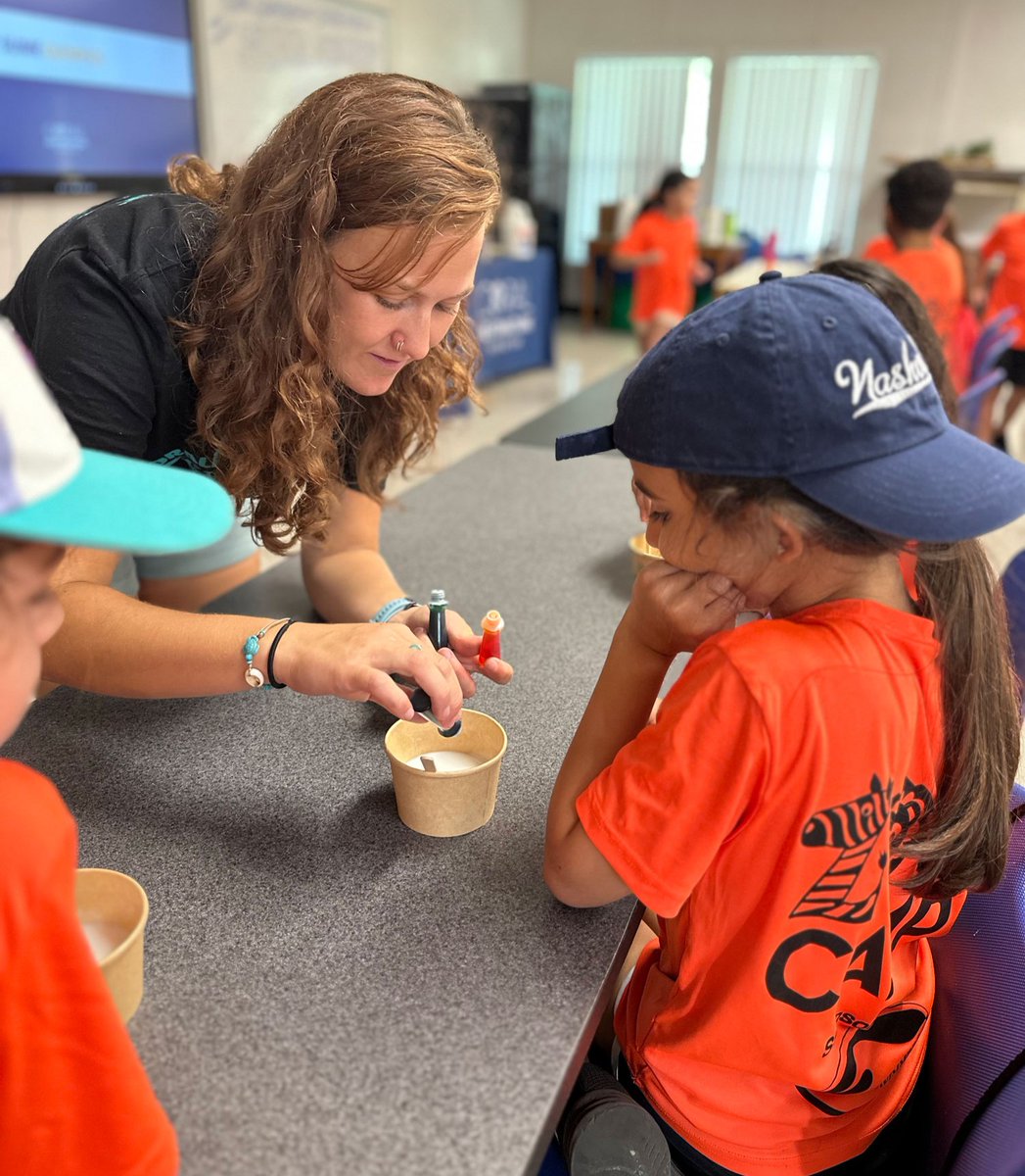 coralcrf's tweet image. In this #FridayFieldUpdate our Education Team engaged over 150 students from ages 5 to 12 at the CRF™ Slime Olympics, part of Zoo Miami's Zoo Camp series. Every last Sunday of the month, catch the CRF™ Coral Crew at Zoo Miami's Conservation Action Center!