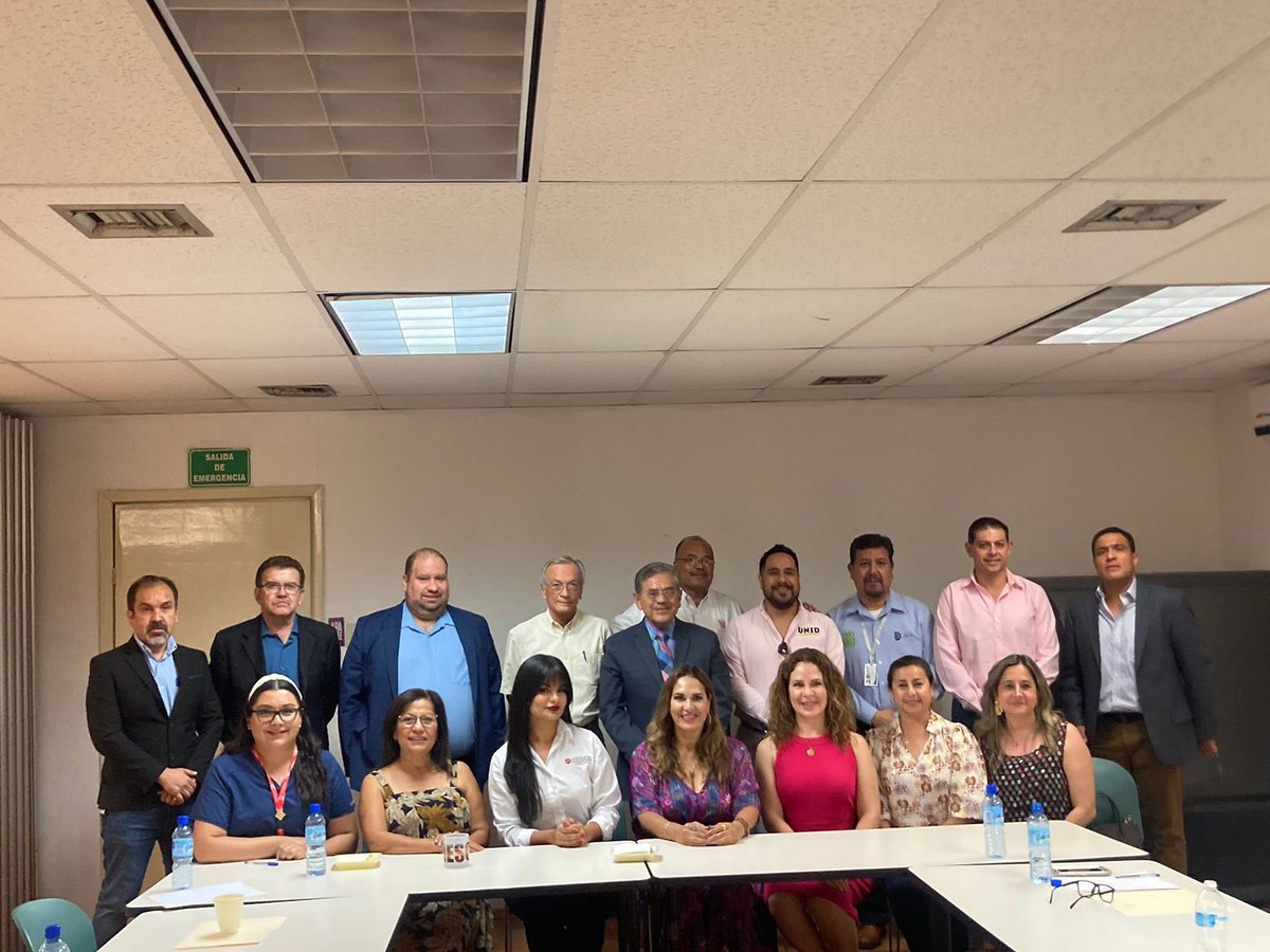 florrent's tweet photo. El trabajo en equipo todo lo vence . @SalvadorHV #CISLAG. #EducaciónDeCalidad
#Coahuila
@oscarpime https://t.co/JB1nDqHNuG