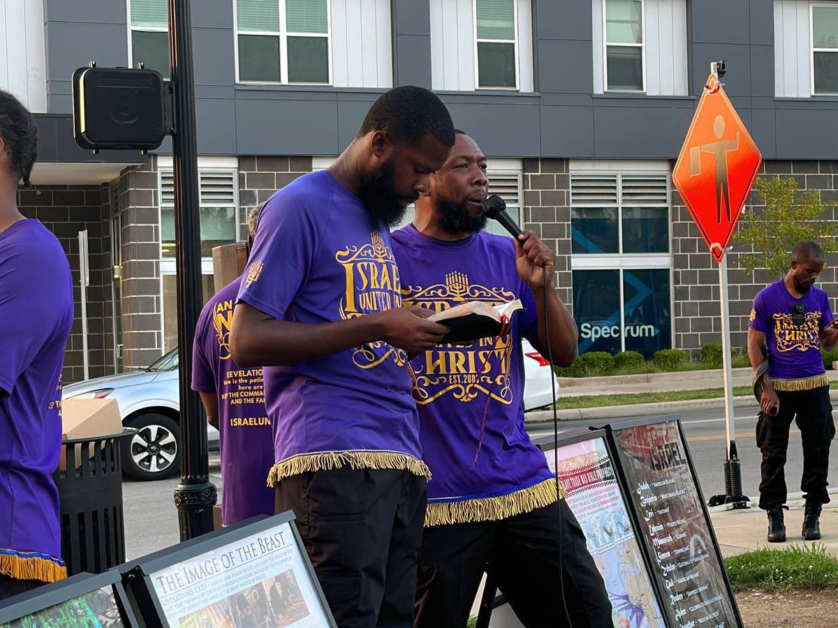 IUICColumbus's tweet image. #IUICColumbus #Messengers Bringing the word of God to you, Wake up and return to the Lord.

Hosea 6:1 Come, and let us return unto the LORD: for he hath torn, and he will heal us; he hath smitten, and he will bind us up.

Visit our website here 💻👨🏿‍💻🖥
🔴 solo.to/unitedinchrist