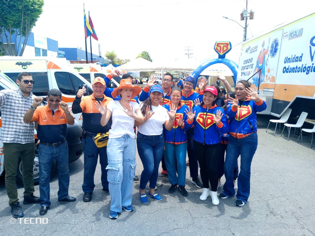 cnaesanjoaquin's tweet photo. #25Ago Gracias a nuestro Padre @NicolasMaduro y nuestro Gobernador @rafaellacava10 hoy el @0800BIGOTE atendió el sector Alimentación de Carabobo y la CNAE dijo ¡Presente! 👏🏼🧑‍🍳🇻🇪💪 #MundoMultipolarYPluricentrico 
@cnaecarabobo @_LaAvanzadora @NorelysBolivar1 @pedrodiazg59 https://t.co/9tvjB6bxme