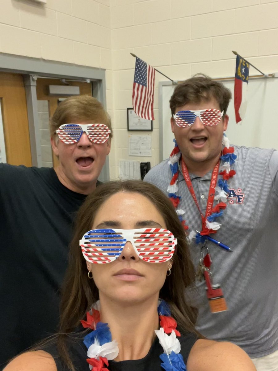 Mr. Wanamaker tweet media