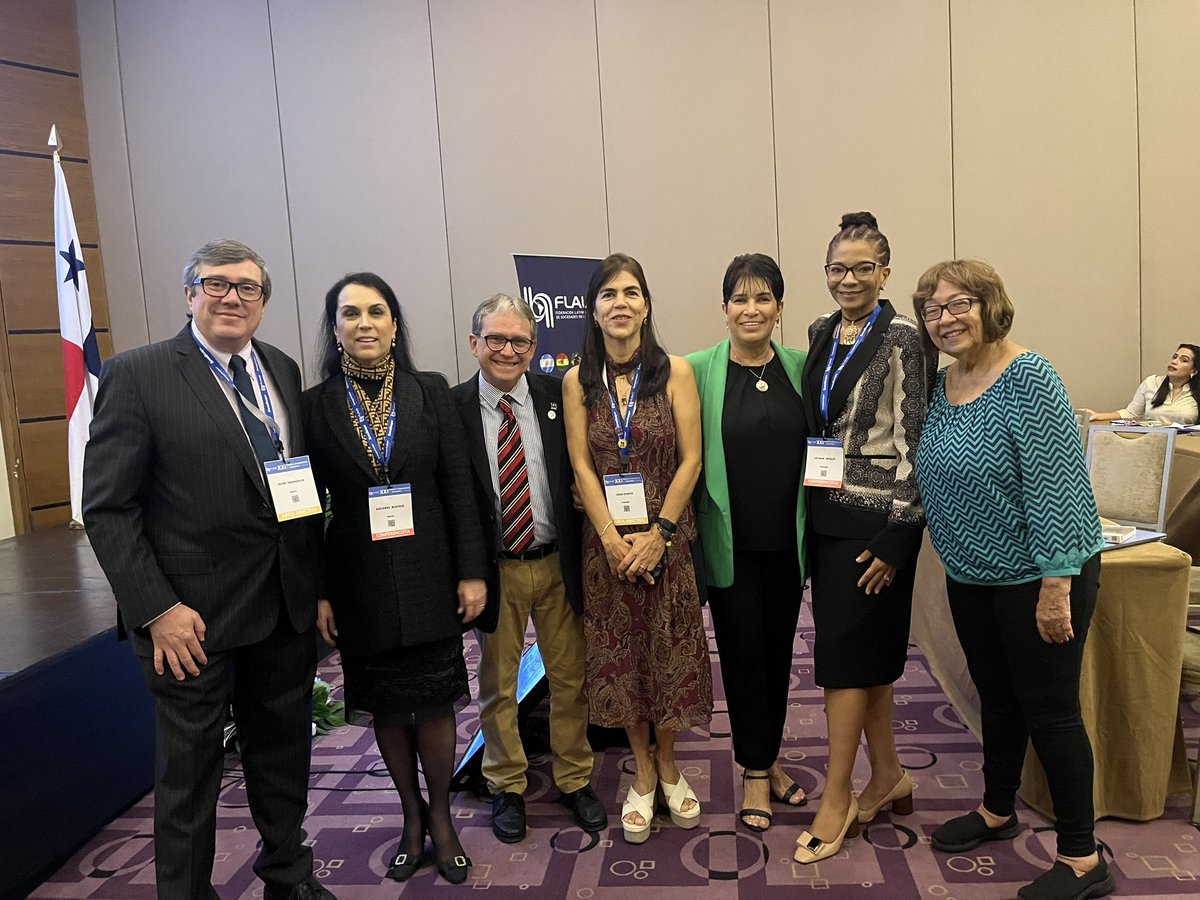 guasipati9's tweet photo. Flaus Panama 2023. Hotel Riu Plaza !
Un extraordinario congreso!
Culminamos en el día de hoy nuestro simposio de Ultrasonido Pediatrico al lado de reconocidos profesores de toda Latinoamérica! #avum_ecomed #flaus https://t.co/JfqTnEPs4R