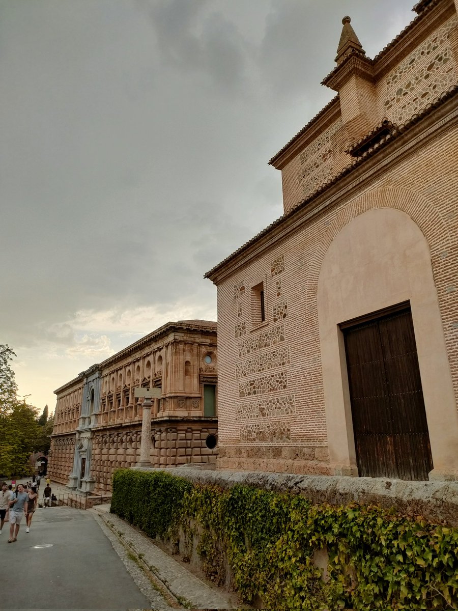 Carmenmj_03's tweet photo. Es Granada la ciudad mas bonita del mundo? Si lo es https://t.co/ZI8cMKaJkz