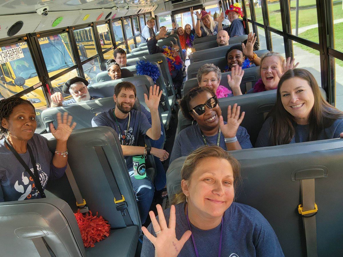 We are so excited to welcome our students back Monday 🧡💙 #BacktoSchool2023 #WeAreWJCC #scchat