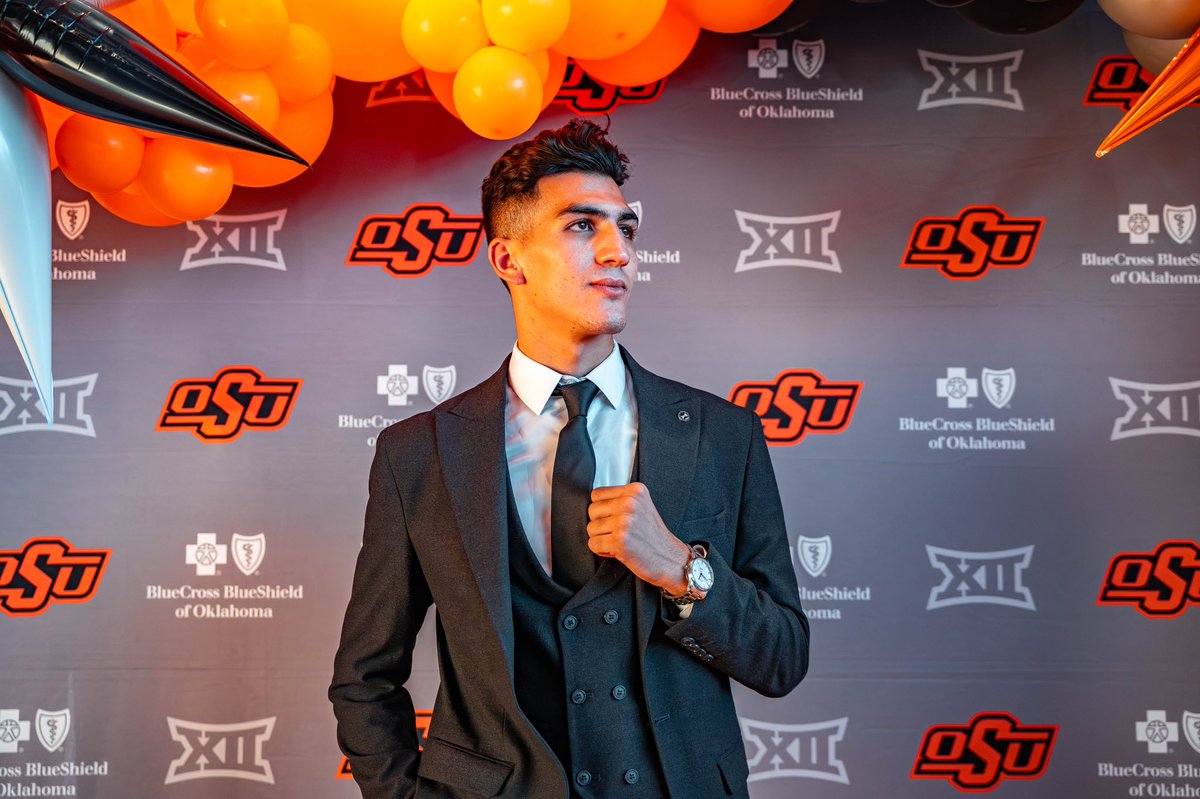 run4okstate's tweet photo. We never go out of ✨style✨

#GoPokes I #run4okstate https://t.co/MqcnmuMz6z