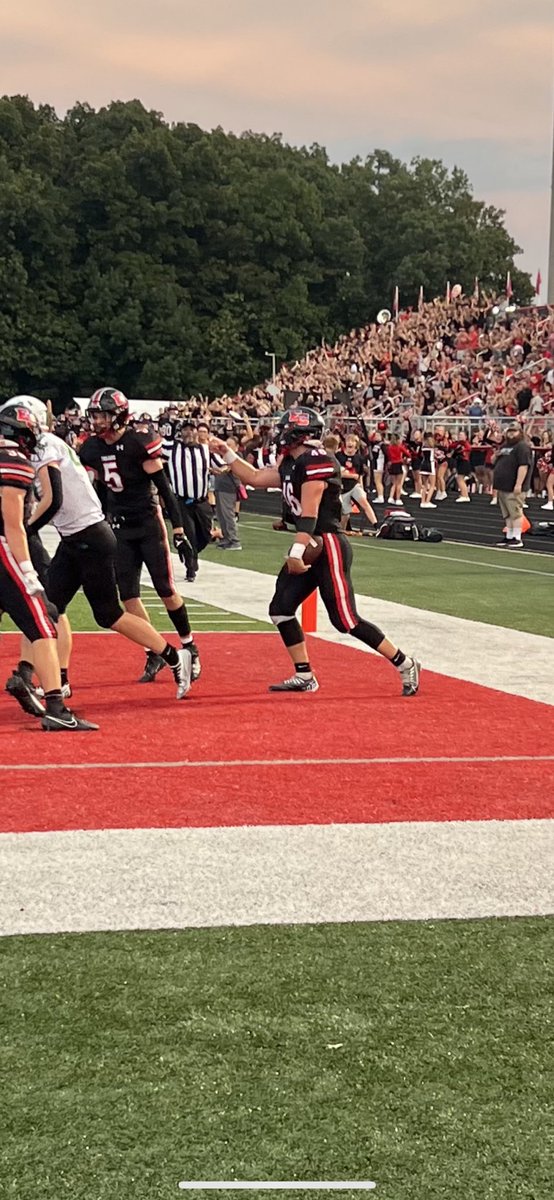 Pick-6 TD!  Trojans up 14-0 with 3:49 in 1st