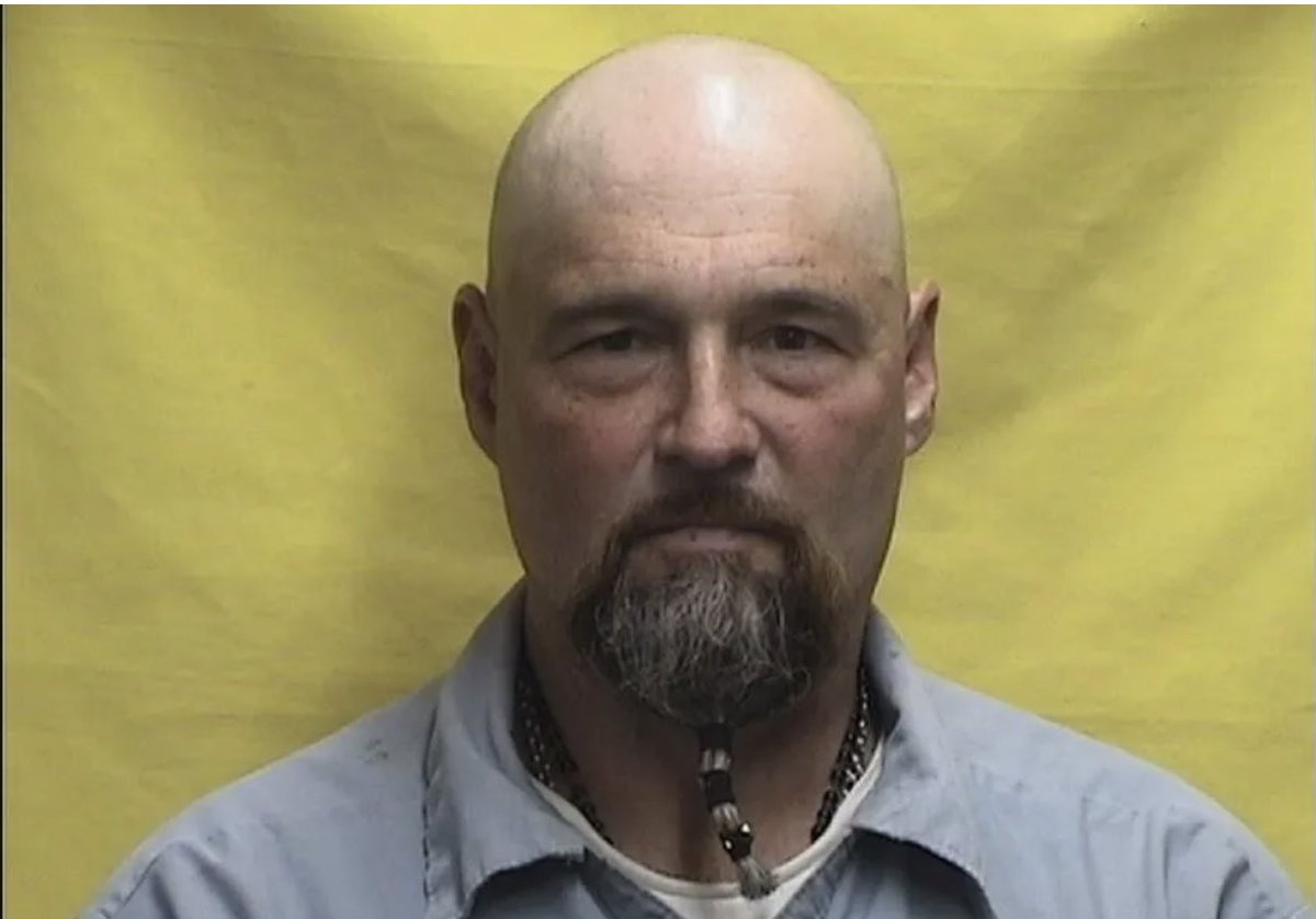 Small Town Murder tweet media