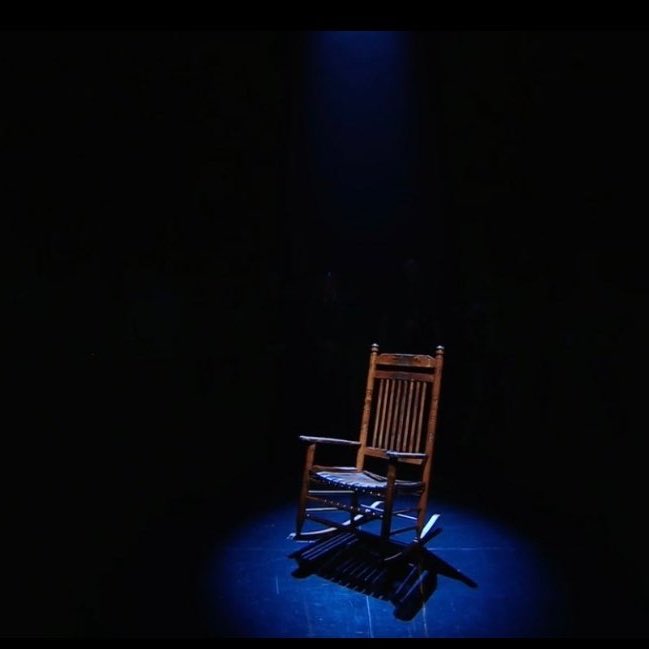 _kennythoughts's tweet photo. “There’s no way a chair can make you cry”

The chair in question: https://t.co/5NPGYKf8R5