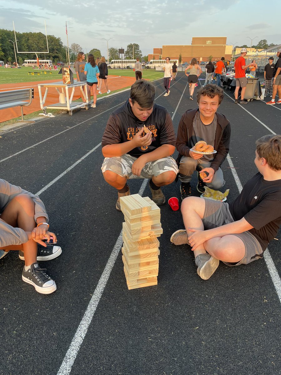 Beautiful Senior Sunrise for the Class of 2024!  I enjoy every Senior Class and this group of Seniors is going to be special. #rollbengals #fuquayvarinahs #bengalnation