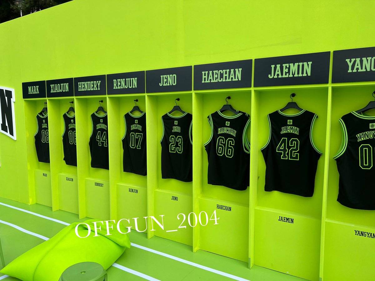 Offgun_2004's tweet photo. เสื้อบาสน่ารักมากมึงงง #NCT_NATION_ToTheWorld https://t.co/DmJ5fQ5aoH