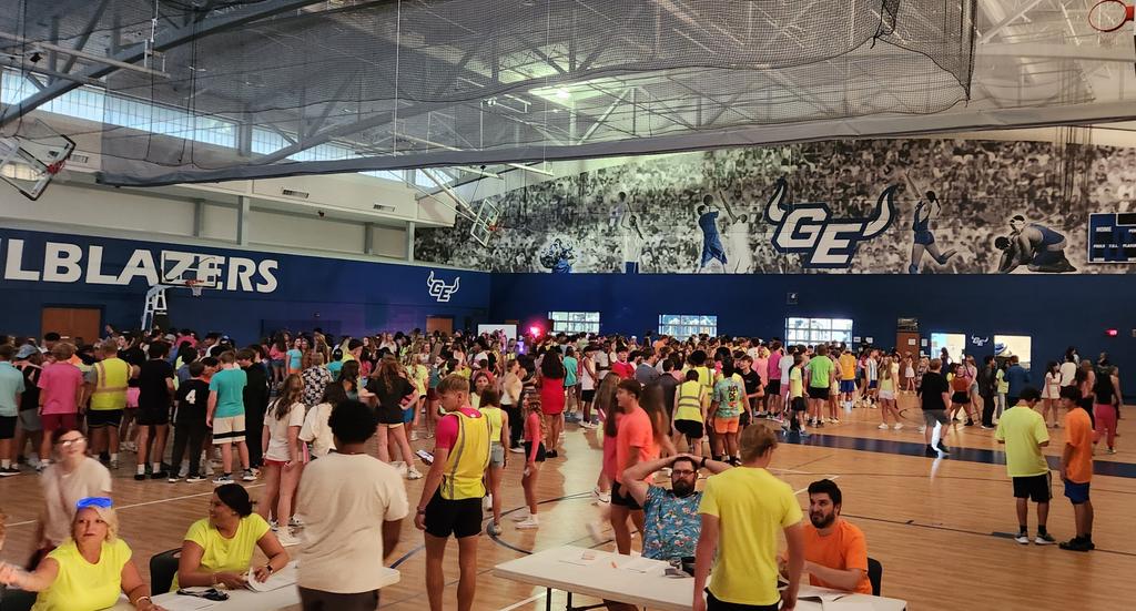 Back to School Dance just getting started...Great turnout! Thank you,  <a href="/BlazersStuCo/">GEHS STUCO</a> 
#neon
#legendary