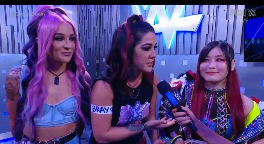 CrispyWrestling tweet media