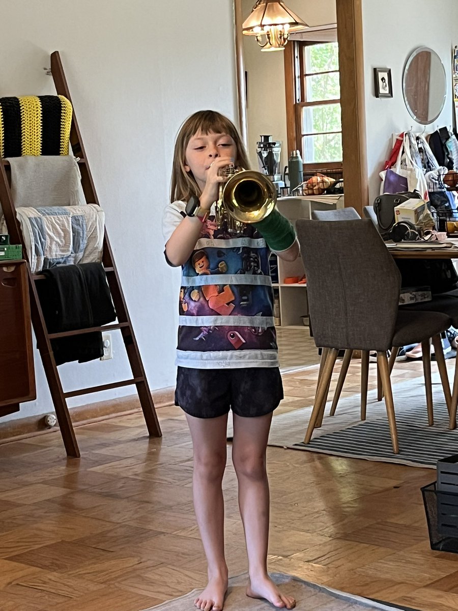 LMKAdams's tweet image. One week with the cast &amp;amp; she’s already been back to gymnastics &amp;amp; soccer &amp;amp; started trying to play the coronet. A fractured ulna can slow this one down. (We bubble wrapped the cast for soccer to cushion accidental impact with teammates &amp;amp; the ball.)