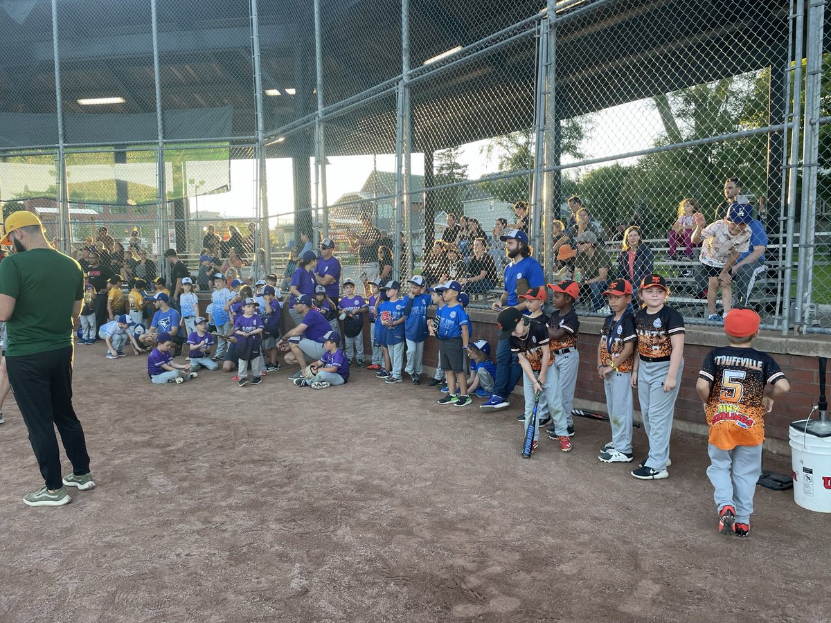 We had SO much fun at our U7 skills competition tonight!. Congrats to our 1st 2nd and 3rd place athletes in the Most Accurate Throw, Base Running, and Home Run Derby! You’re all going to the <a href="/BlueJays/">Toronto Blue Jays</a> game courtesy of our friends <a href="/Tiny_Seedlings/">Tiny Seedlings</a> 🙌⚾️🎉