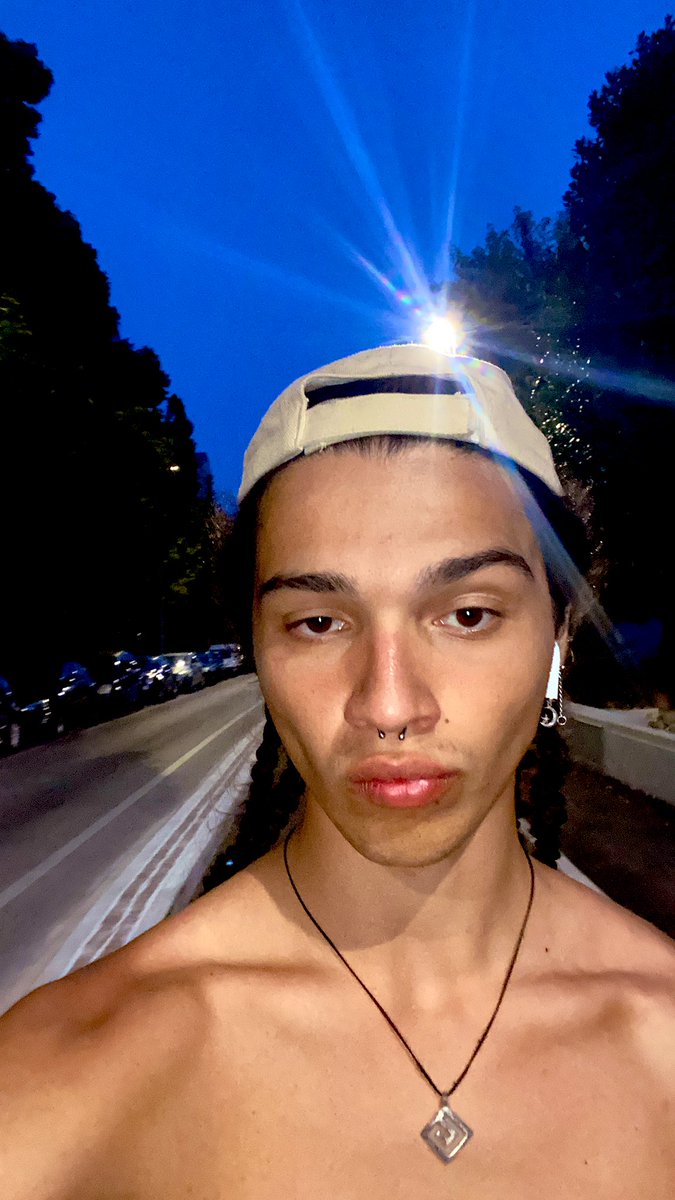 farsi le treccine fa essere più fichi o cosa?😎