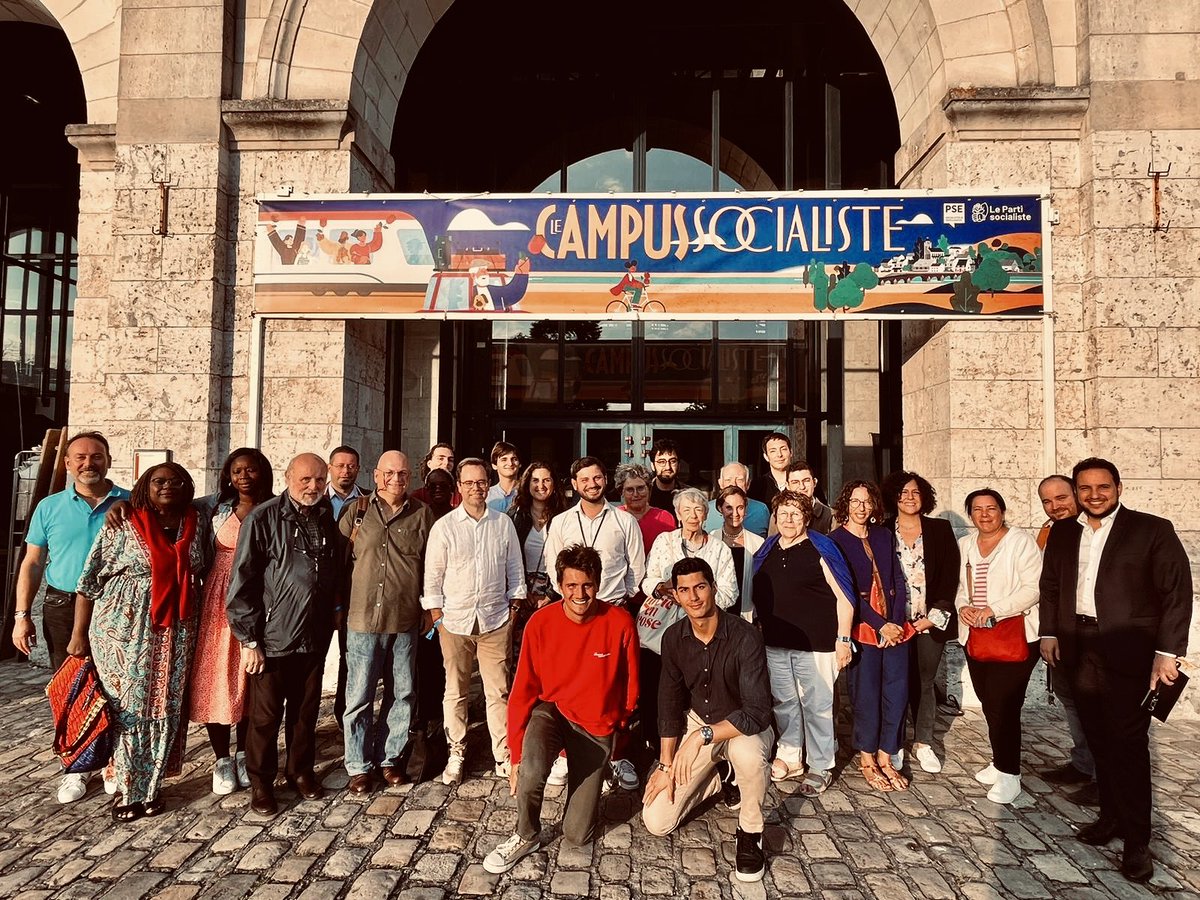 CHABERT_Gael's tweet photo. #CamPuS2023 du @partisocialiste : première journée.
@PSfederation92 @PS_Suresnes
Dont retrouvailles avec @Sarah_Kerrich, secrétaire nationale à la lutte contre l’extrême droite, copilote de la convention #RetrouvonslePeuple https://t.co/OMfAfuOG5R