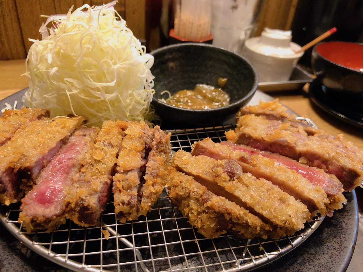 OhzoraClub's tweet photo. Chisato went to “牛カツ京都勝牛 GYUKATSU Kyoto Katsugyu” which is one of famous restaurants of gyukatsu.
🐂Take a look at our blog🐂
https://t.co/Fqi16Bk6E8
#ohzoraclub #gyukatsu #beefcutlet #kyoto #oxtongue #GyukatsuKyotoKatsugyu #おおぞらクラブ #牛カツ #牛タン #牛カツ京都勝牛 https://t.co/XOk7FmMNtW