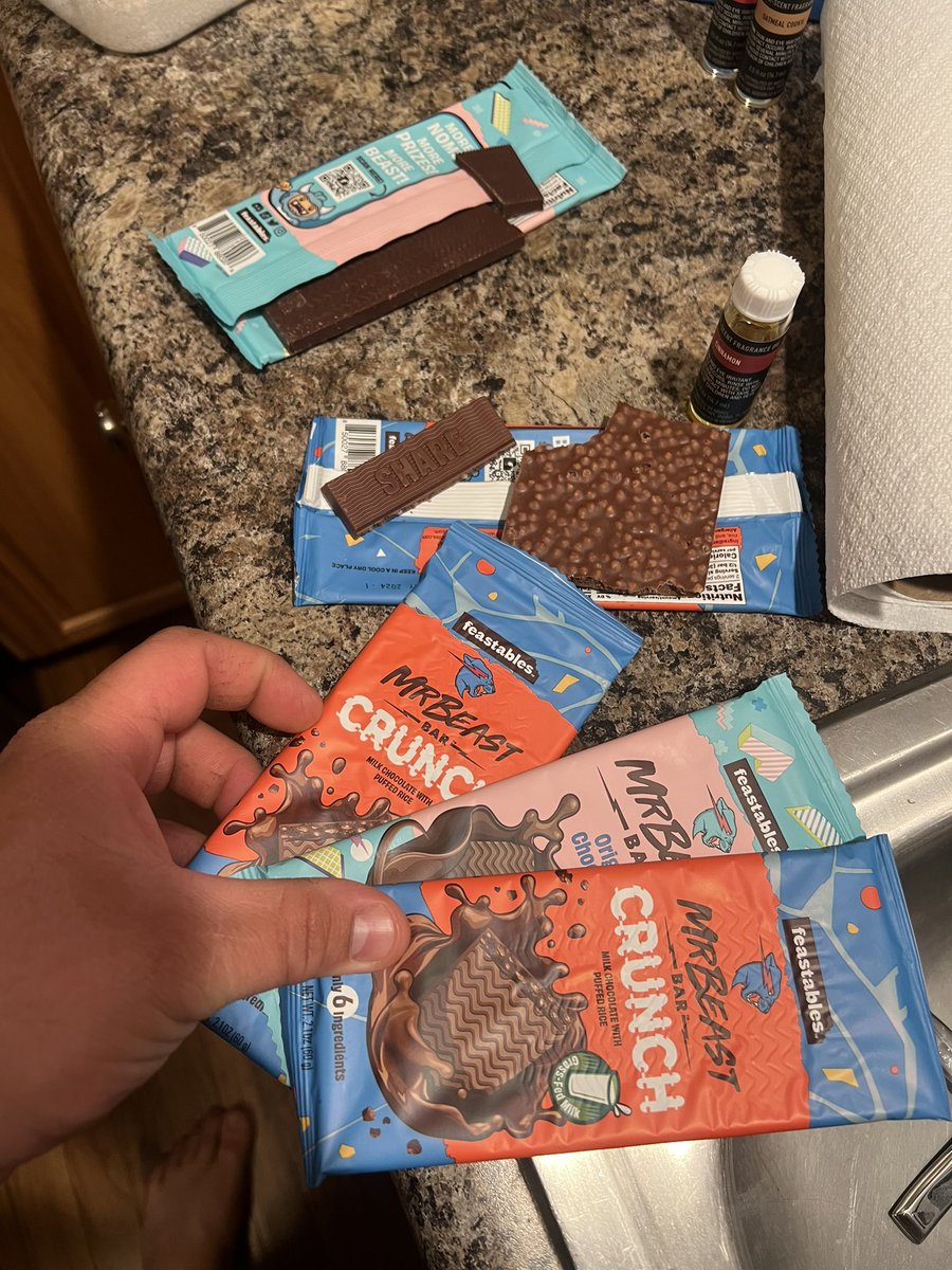 ThreeLug's tweet photo. Dang it @MrBeast, I seen these at Kroger today marked down to $.90 each so I decided to get a few to try. These things are great! Better than a Nestlé crunch bar!!! https://t.co/VmOCSZdHXo