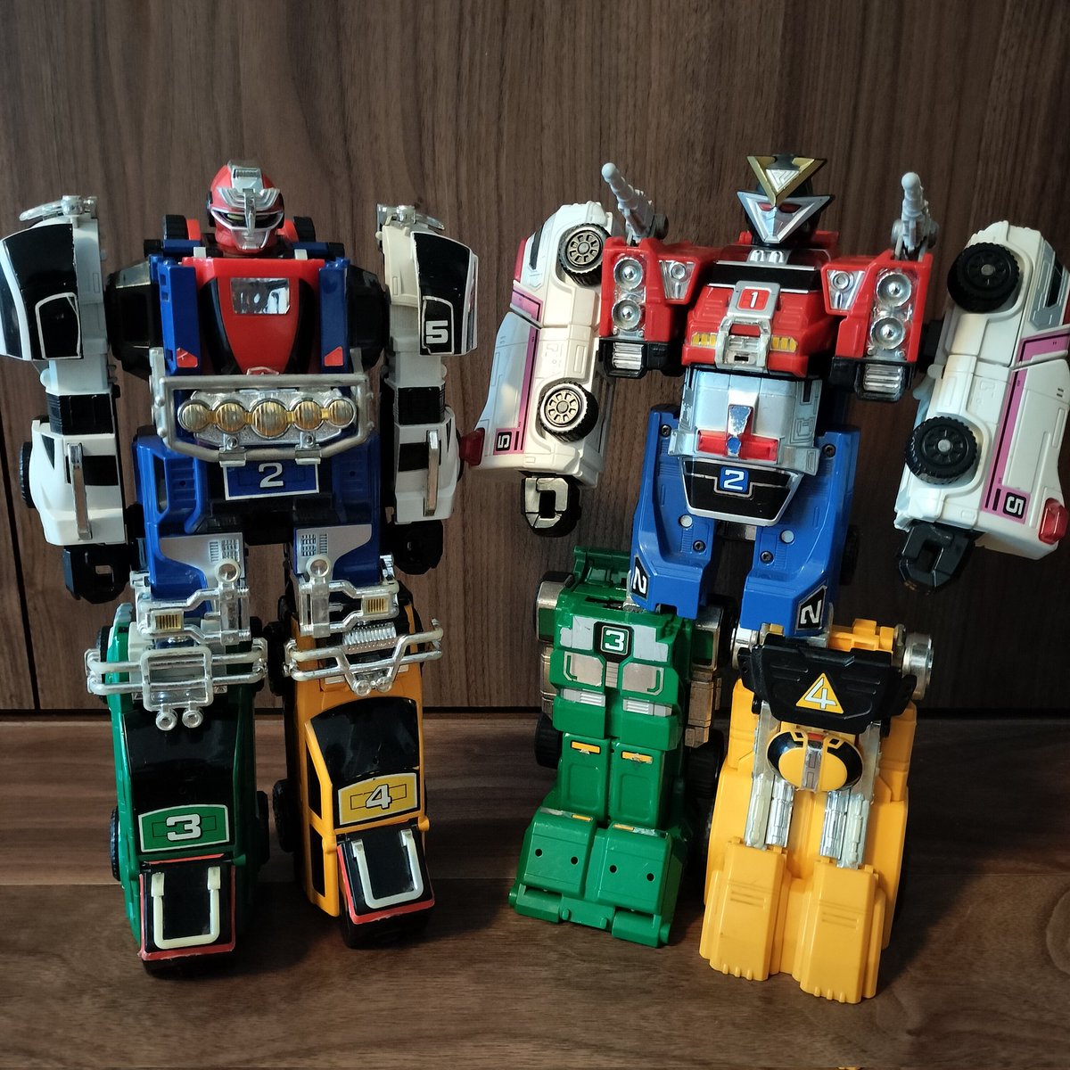 MakiMasked's tweet photo. I got very rare items.
Gekisou Sentai Carranger
RV Robot and VRV Robot
Power Rangers Turbo https://t.co/h4OY7PL8at