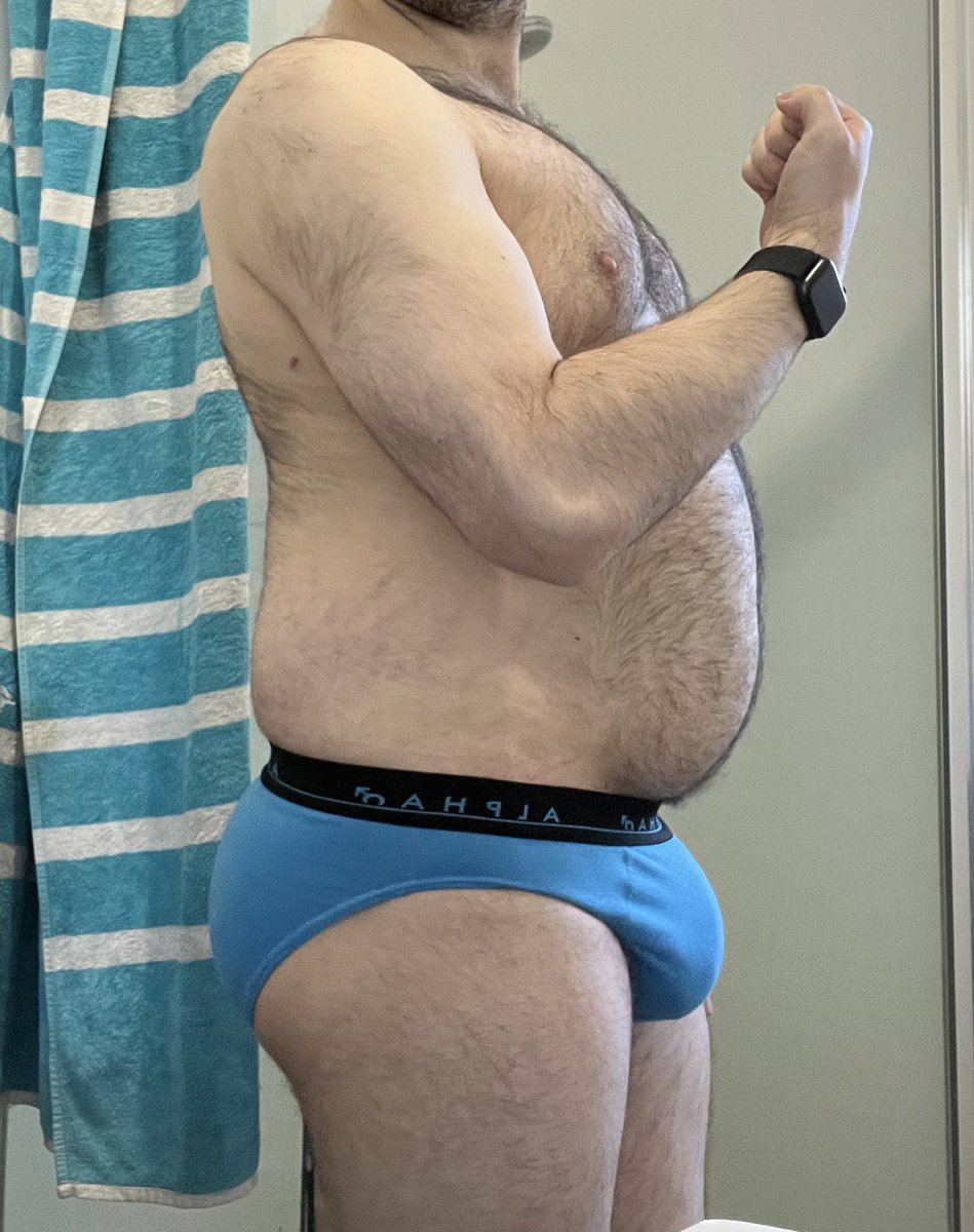 icub2000's tweet photo. thickening up🐻 https://t.co/hcIFBjb2kl
