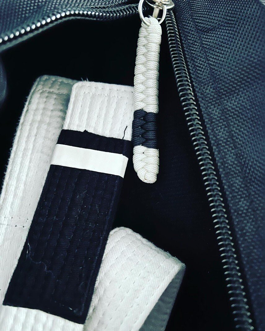 bainsy93's tweet photo. Get yours today!! —> https://t.co/cLXY2HZNee #bjj #jiujitsu #bjjfanatics #whitebelt #progress #prideinwhatyoudo #happyplace #mattherapy https://t.co/F5YU8wvT2J