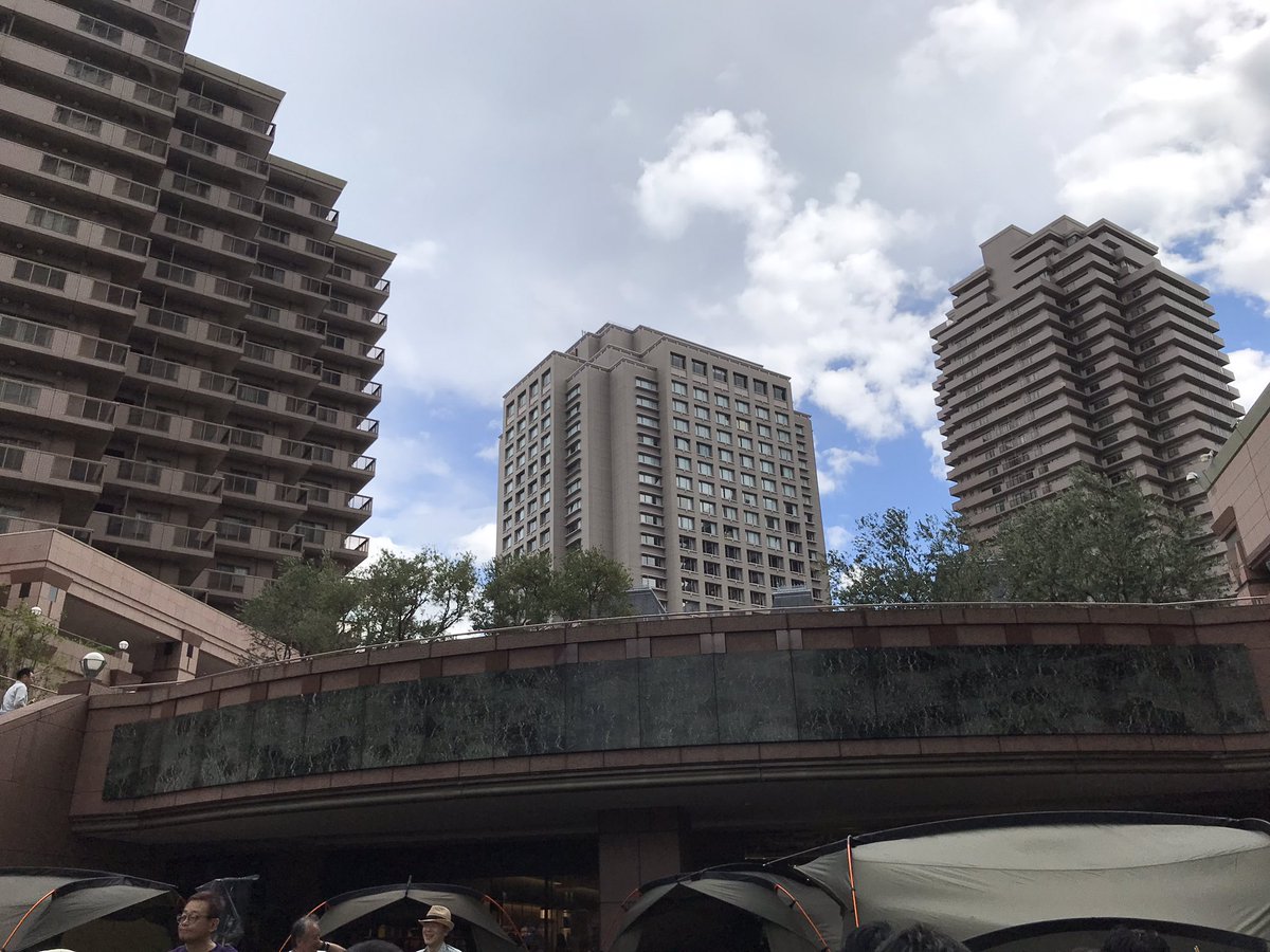 誕生日は美味しいビールで乾杯🍺！
外で飲むビールは最高。
特製グラスはお土産で貰えます。

#ヱビスビアホリデー