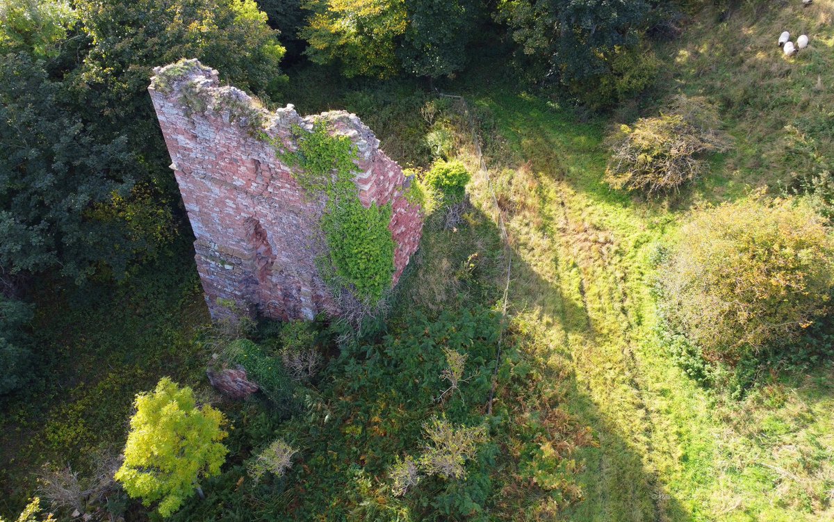 CJMorrison65's tweet photo. ScenicScotland.
Cockburnspath Tower, Berwickshire.
#scotland #historicscotland #castle #cockburnspath #berwickshire https://t.co/NtCJBYN8ZT