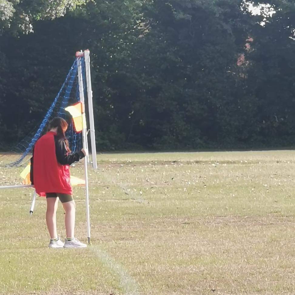 Teamgrassroots_'s tweet photo. “She's the 1st to arrive and the last to leave and doesn't even play football.”

This is my daughter and this girl helps me carry stuff to our ground, set up,  pack away and anything she can to help. She cheers not only for her brother but the whole team. When mum's the other side of the pitch being coach this one sits patiently on the sidelines supporting us. I couldnt be more proud of her, I hardly ever ask her to help she just does it.

This is her setting the corner flags out before one our games 😍