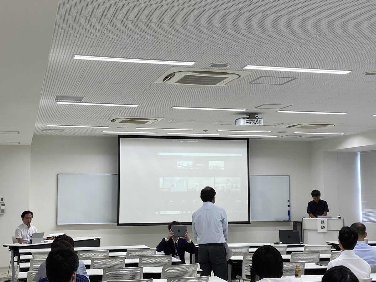 jsptol_13th's tweet photo. 講演3️⃣では症例も提示していただきながら、具体的な介入方法も講演していただいたので、非常に参考になりました🧐

そして、すべてのプログラムが終了致しました👏
オンラインで参加された先生も、有意義な時間となったでしょうか？🤔

皆様に学びのある時間が提供できていれば幸いです🙇‍♂️ https://t.co/lcSx7IgC6d