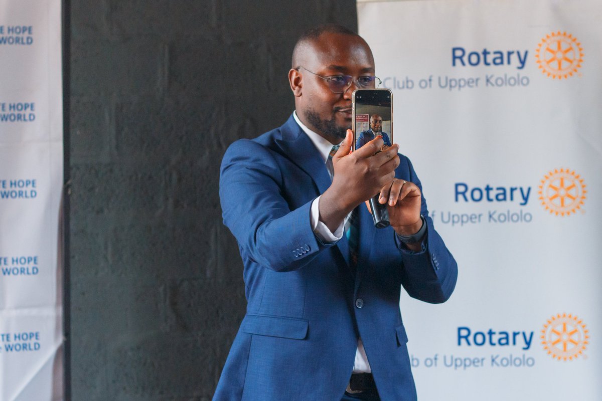 RCUpperKololo's tweet photo. How well do you tell a story using your mobile device?

Very interesting meeting it was yesterday with our own Rotarian @TukundaneYonna taking us through Story Telling the smart way

Its always fun-filled and informative, join us every Friday, Rozaho Restuarant, 1pm

#UpperKololo https://t.co/QSiev1XVpL