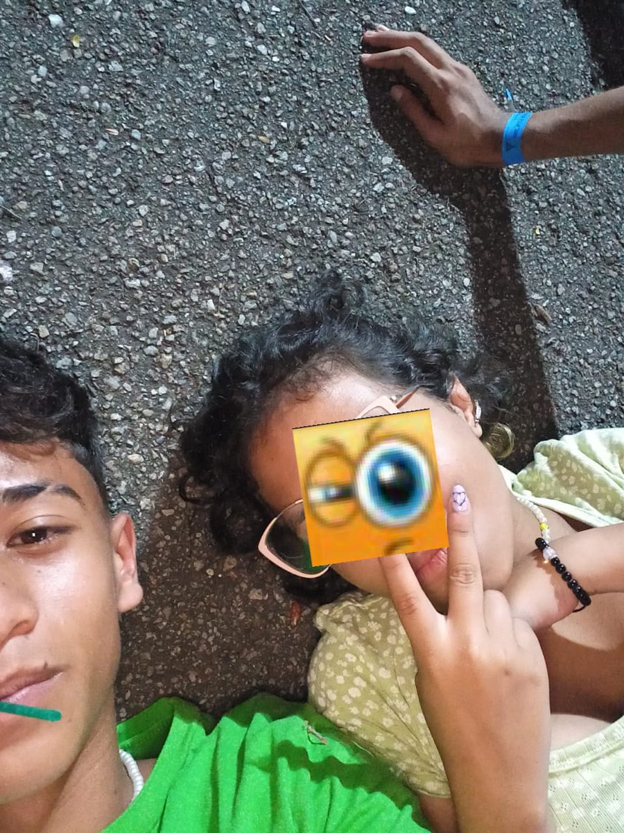 minombreesgab's tweet photo. estamos tristes porque wawa no vino al campobosco:(((( 😭😭🙈🙈💔💔💔 https://t.co/GJkbG2PsnP