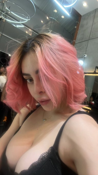 2 pic. ?????️?? https://t.co/9xV2M0gE8H