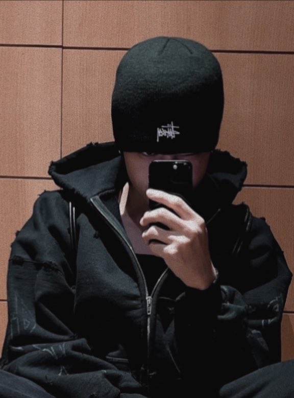 woosanstudio's tweet photo. 🖤 https://t.co/ygh3qTc1ba
