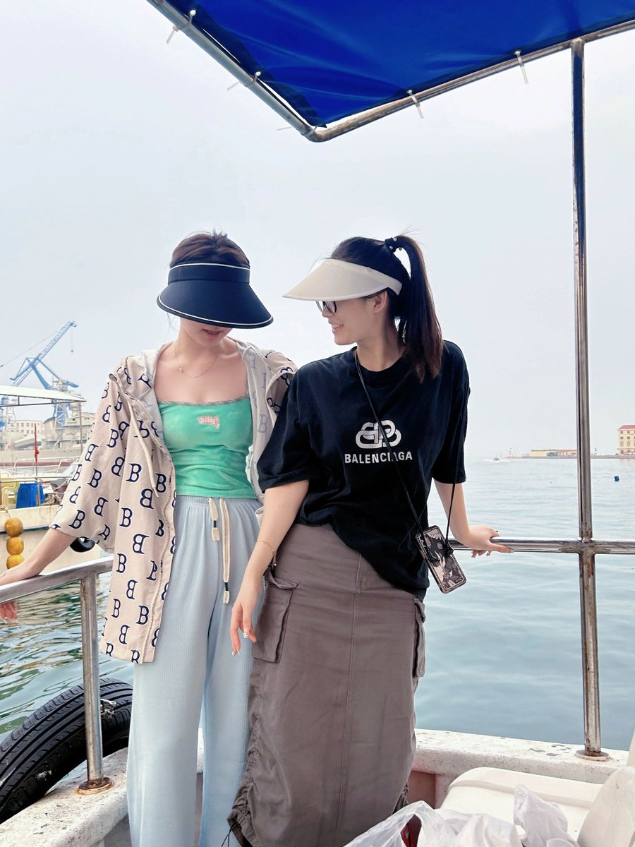 VeraaaYang's tweet image. I'm a daughter of the sea, is there any fish I can't catch lol
#Seafishing
#Hooks
#Fishinggear
#Fishfarming
#Seaside
#Speedboatfishing
#Fishingtournaments
#Fishing