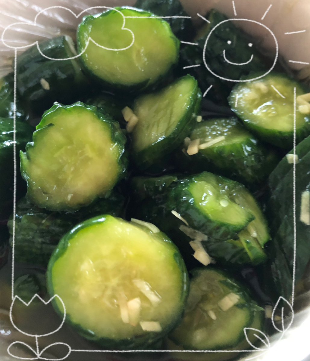 awarecircle's tweet photo. 夏野菜パワー！
きゅうりにミネラルたっぷりの日過熱塩#ホッティー塩　と、生姜、ちょっぴり鷹の爪、風味に醤油
冷たい氷より、身��を冷やしてくれる時間が長く、疲労感もなし！
なんと言っても美味しい!笑
#ミネラル重要 https://t.co/ydXHXvV8ep