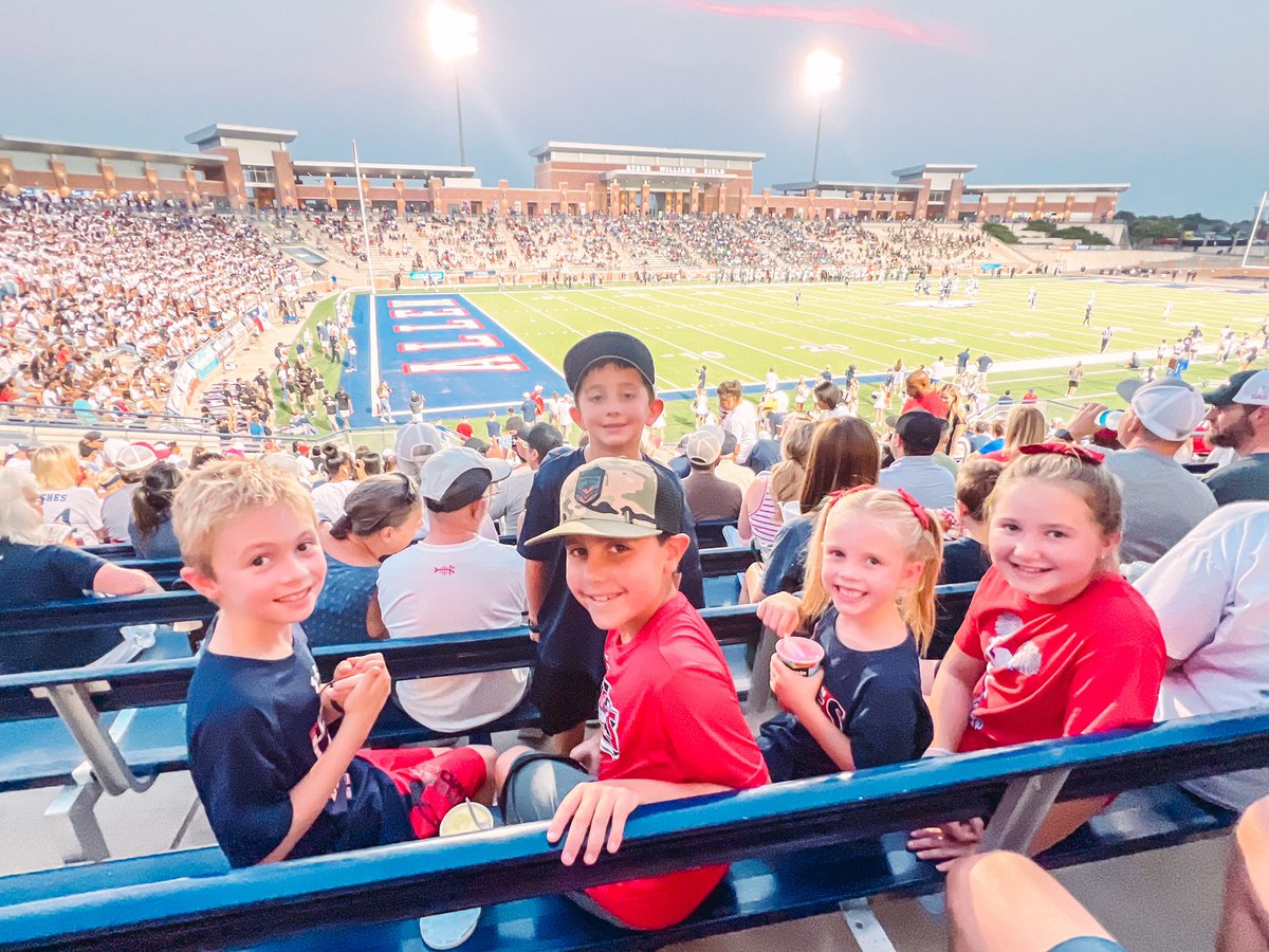Friday night lights❤️🦅💙!! #futureEagles #nortonknights #alleneagles #Aup