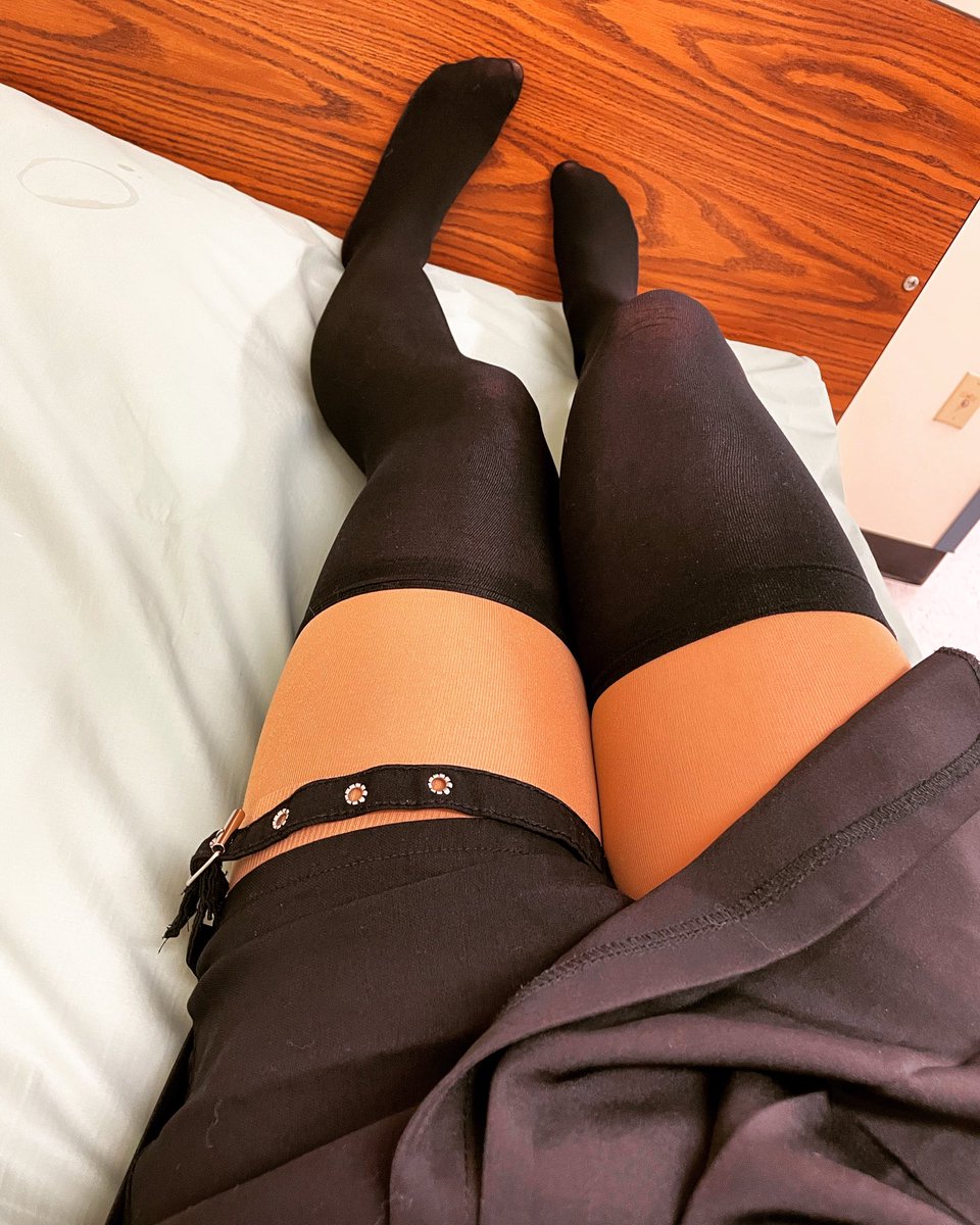 Femnyl's tweet photo. Been working on my thighs!😳

#thighs #crossdress #cosplayer #anime #thighhighs #cute #kawaii #crossdresser #femboy https://t.co/A6qrkD7HnJ