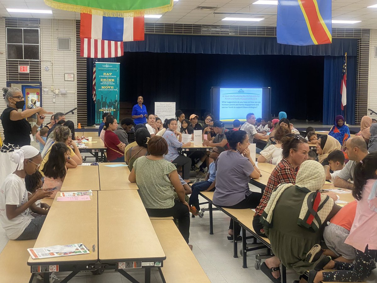 DrGrandison's tweet photo. What a great turn out for our Title I Stakeholders Meeting &amp; Curriculum Night! Jolly families are ALL IN! @JollyJaguars @DeKalbSchools @dcsdfamilyenga1 https://t.co/1IGfxDJSOj