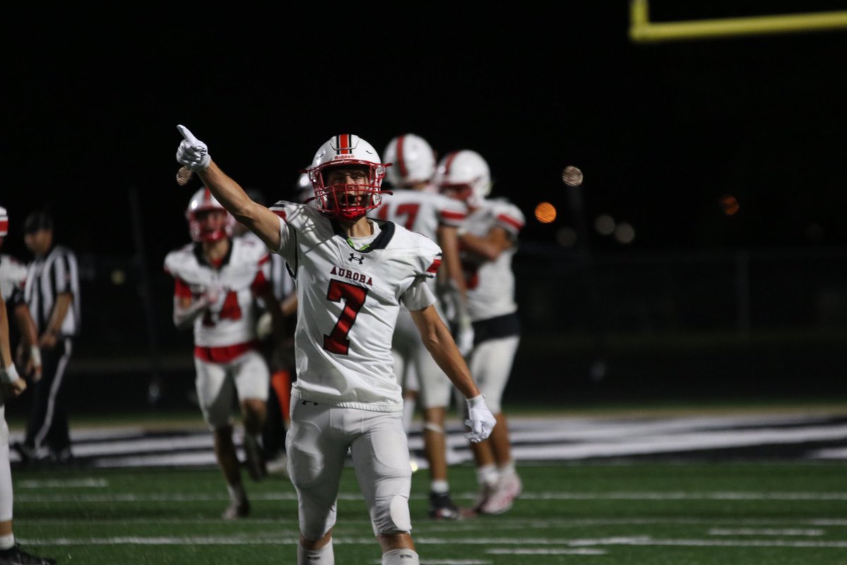 End of 3rd <a href="/AuroraHuskiesFB/">AHS Football</a> leads 42-23 📸@ZoeJohnson30