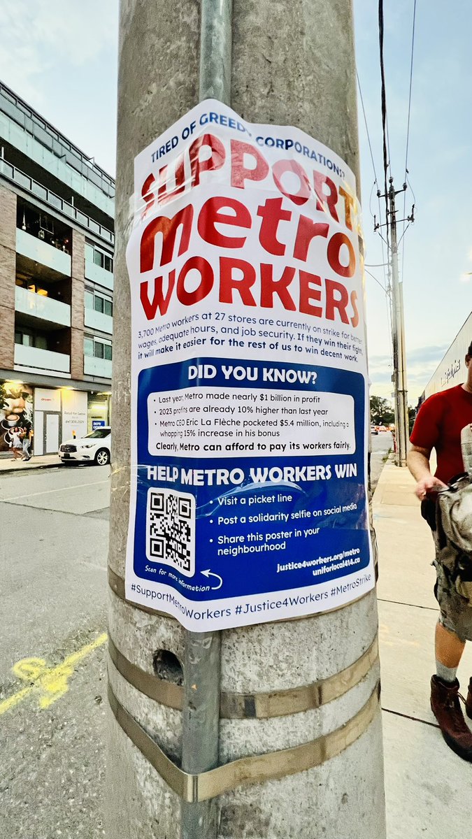 Unifor40's tweet photo. After the closing of picket line we went postering in support of of our striking colleagues at #MetroStrike !! What’s your plans for the weekend ? .. because we are all Metro workers now ✊🏽 https://t.co/eN8ojpSYpp